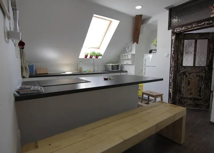 Entire In The Center With Free Parking Appartement